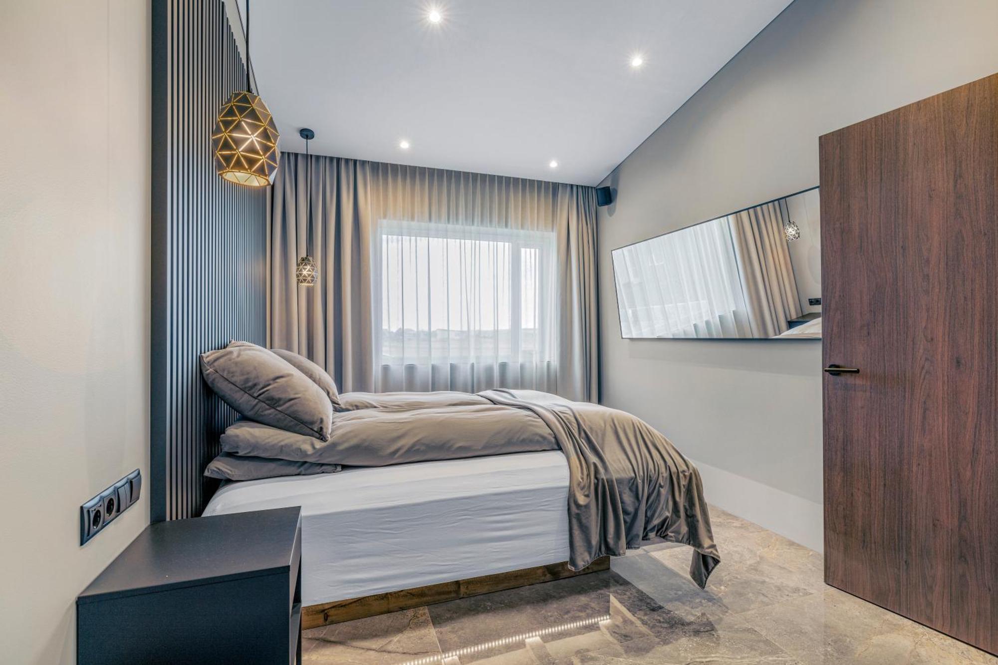 Bay View Apartments Gardur Bagian luar foto