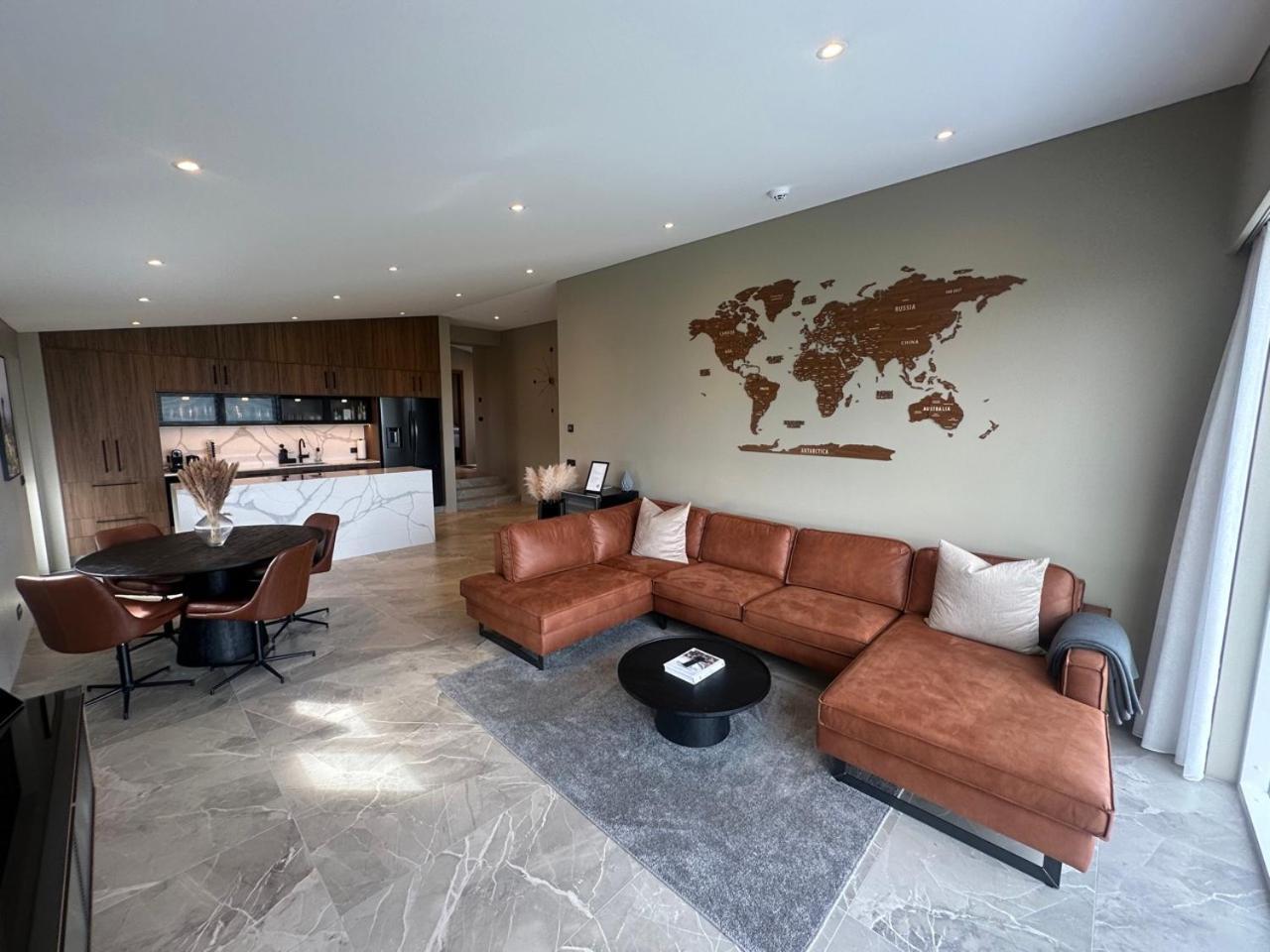 Bay View Apartments Gardur Bagian luar foto