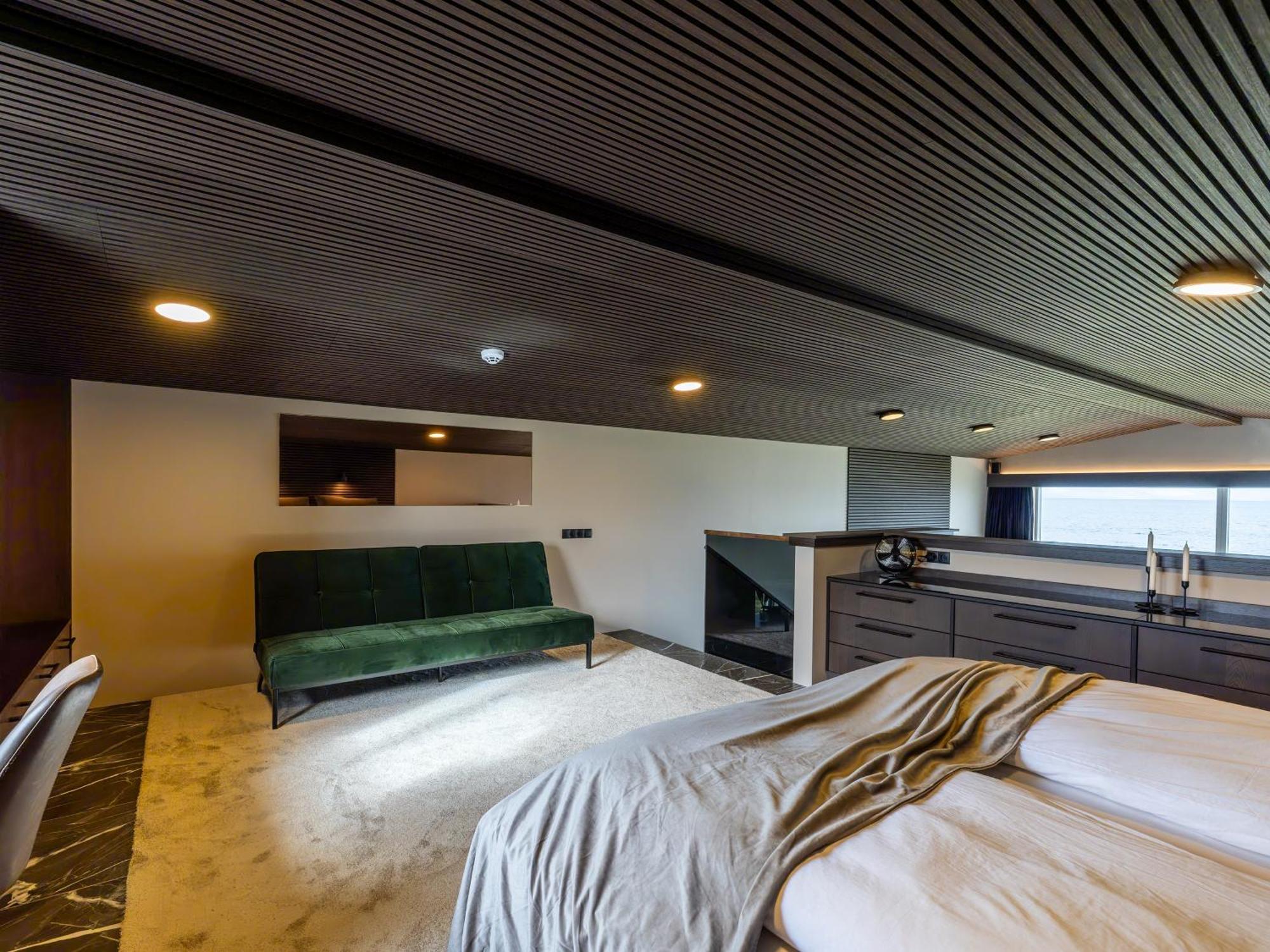Bay View Apartments Gardur Bagian luar foto