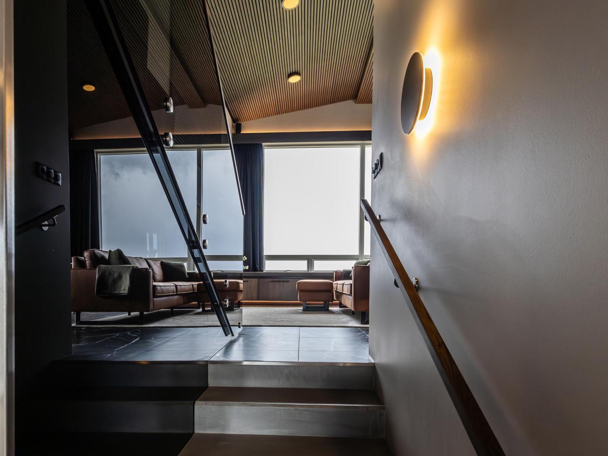 Bay View Apartments Gardur Bagian luar foto