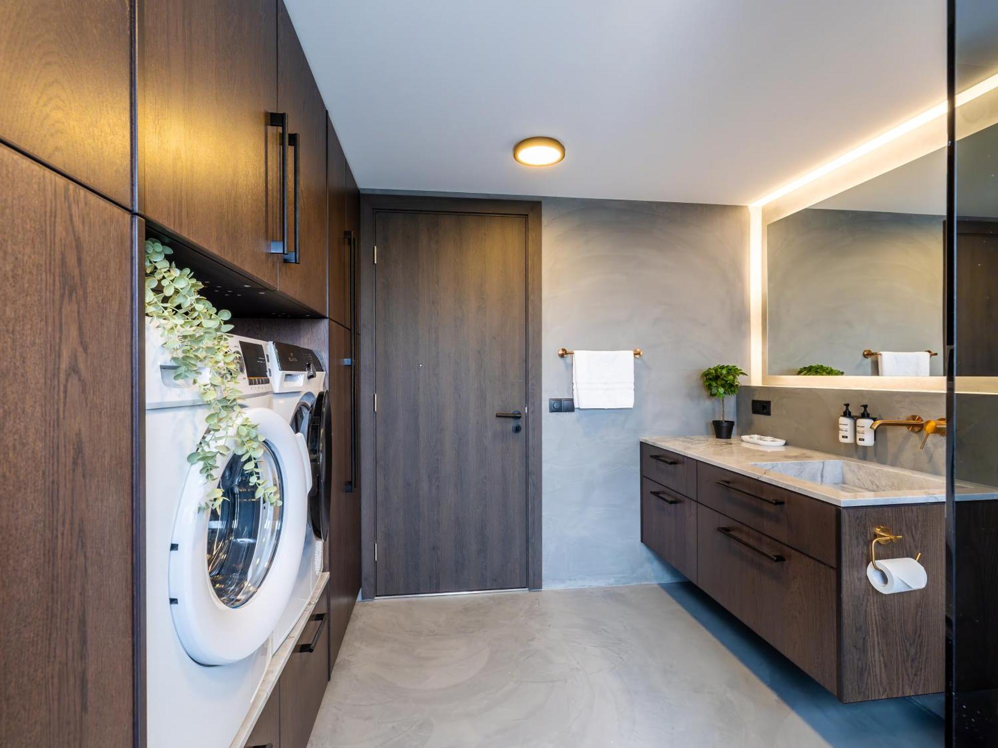 Bay View Apartments Gardur Bagian luar foto