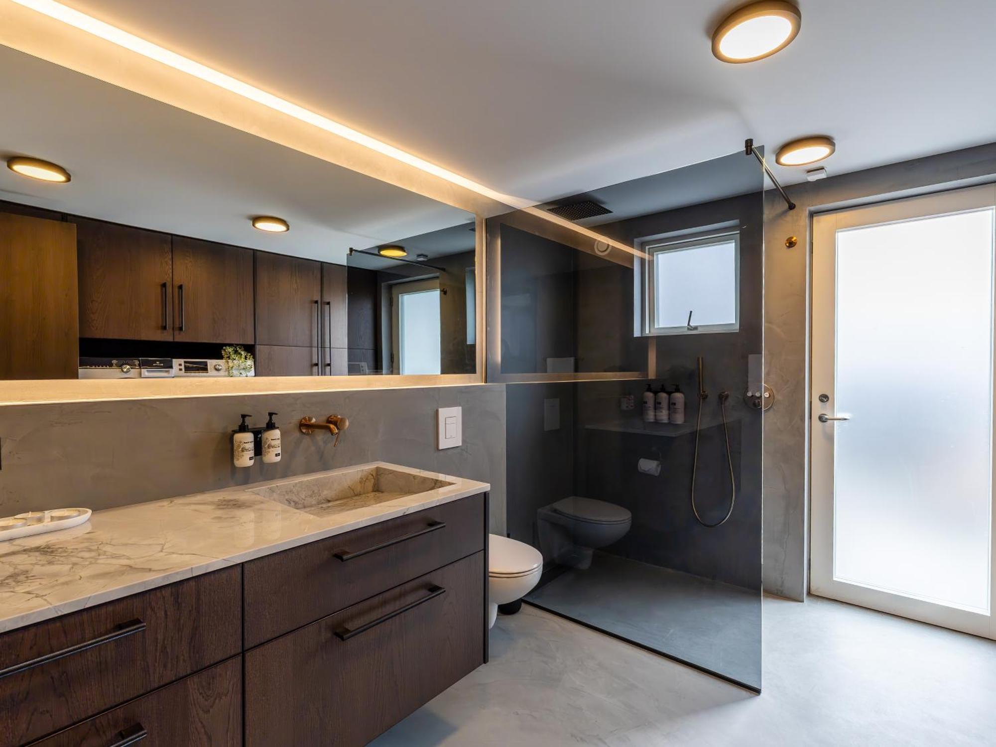 Bay View Apartments Gardur Bagian luar foto